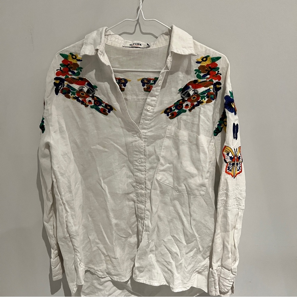 Vintage style embroidered shirt
